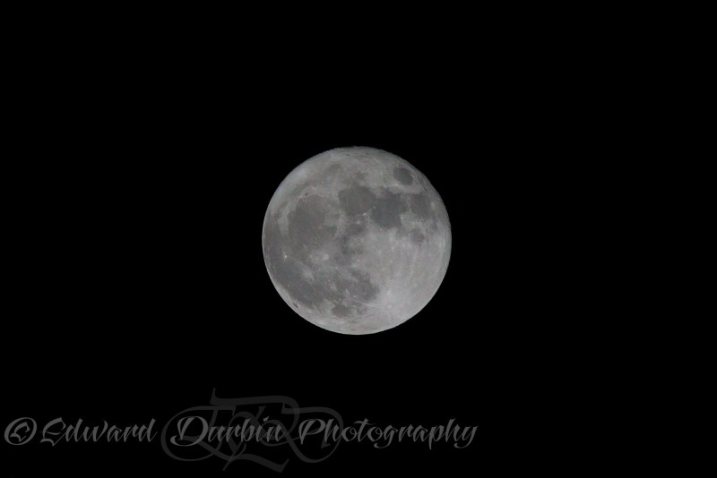 Moon 001.jpg